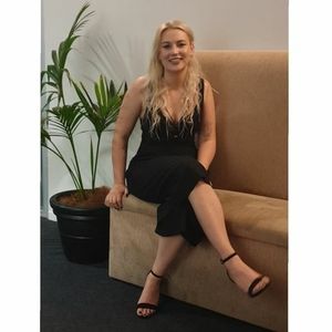 Meet your Posher, Renee